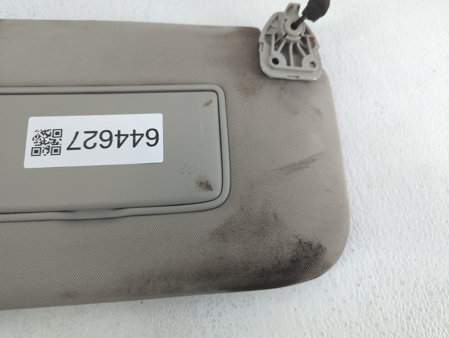 2014-2017 Nissan Rogue Sun Visor Shade Replacement Passenger Right Mirror Fits Fits 2014 2015 2016 2017 OEM Used Auto Parts 