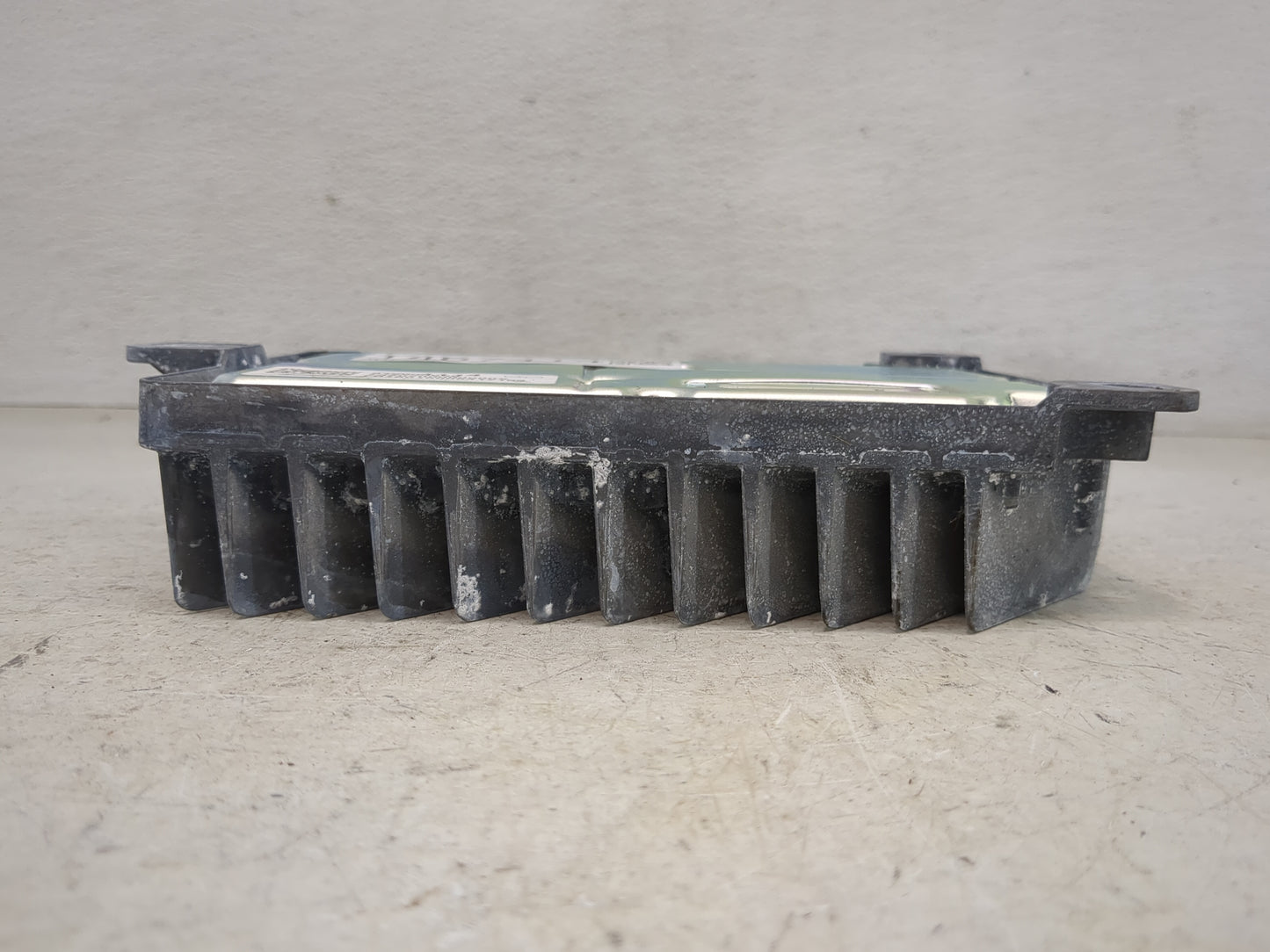 2017 Camaro Radio AM FM Cd Player Receiver Replacement Fits OEM Used Auto Parts - Oemusedautoparts1.com