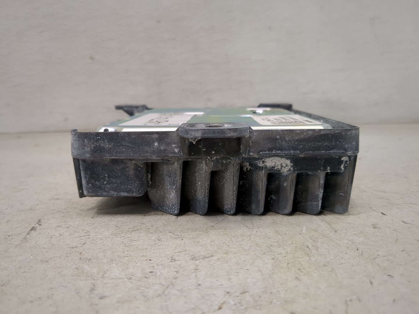 2017 Camaro Radio AM FM Cd Player Receiver Replacement Fits OEM Used Auto Parts - Oemusedautoparts1.com