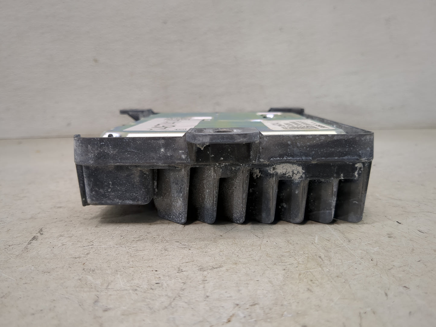 2017 Camaro Radio AM FM Cd Player Receiver Replacement Fits OEM Used Auto Parts - Oemusedautoparts1.com