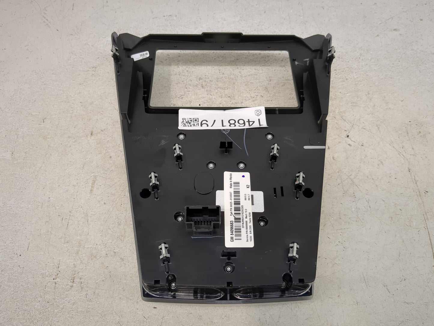 2016-2017 Chevrolet Equinox Radio Control Panel 1468179 - Oemusedautoparts1.com