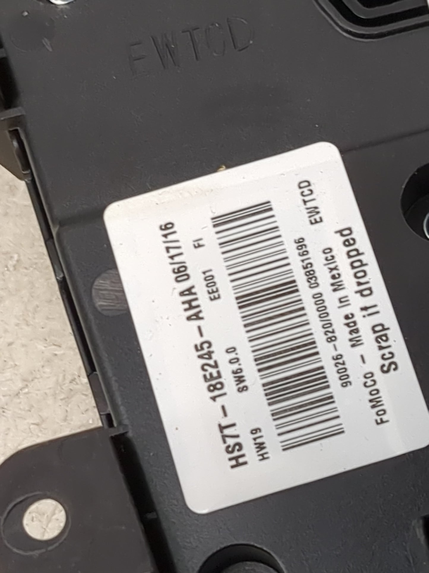 2016-2020 Ford Fusion Radio Control Panel 1468178 - Oemusedautoparts1.com