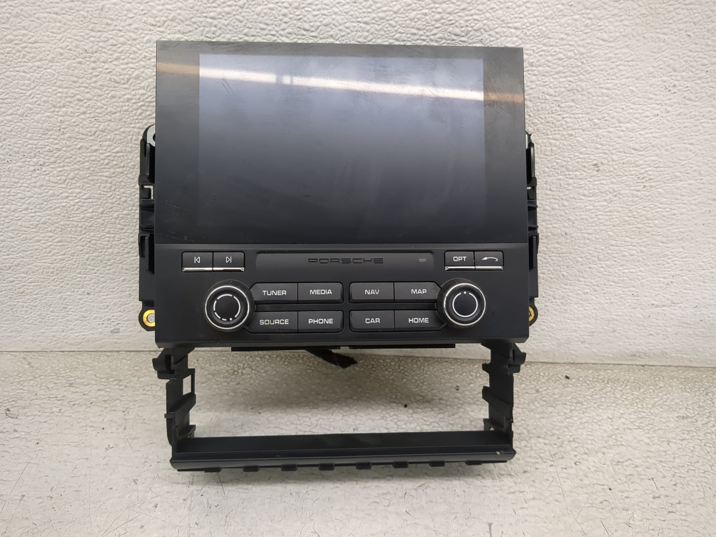 2017 Macan Radio AM FM Cd Player Receiver Replacement Fits OEM Used Auto Parts - Oemusedautoparts1.com