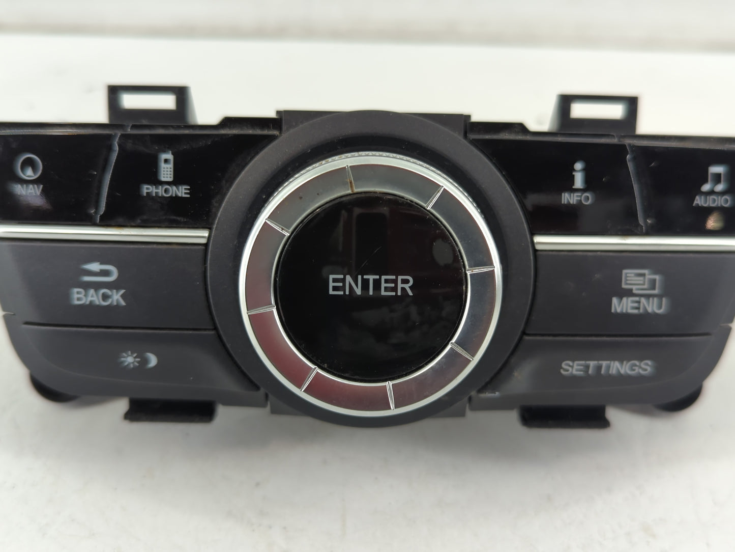 2014-2017 Acura Mdx Radio AM FM Cd Player Receiver Replacement P/N:M53408 Fits Fits 2014 2015 2016 2017 OEM Used Auto Parts 