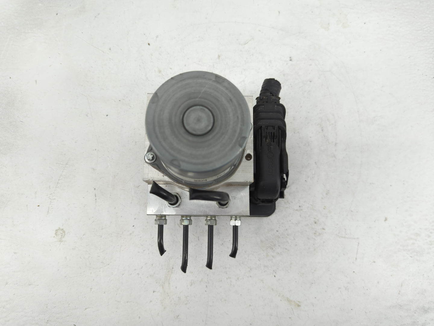 2017-2019 Acura Mdx ABS Pump Control Module Replacement P/N:57110-TZ5-A810-M1 Fits Fits 2017 2018 2019 OEM Used Auto Parts -