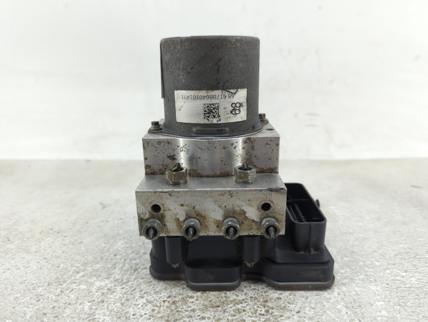 2017-2019 Acura Mdx ABS Pump Control Module Replacement P/N:57110-TZ6-A810-M1 Fits Fits 2017 2018 2019 OEM Used Auto Parts -