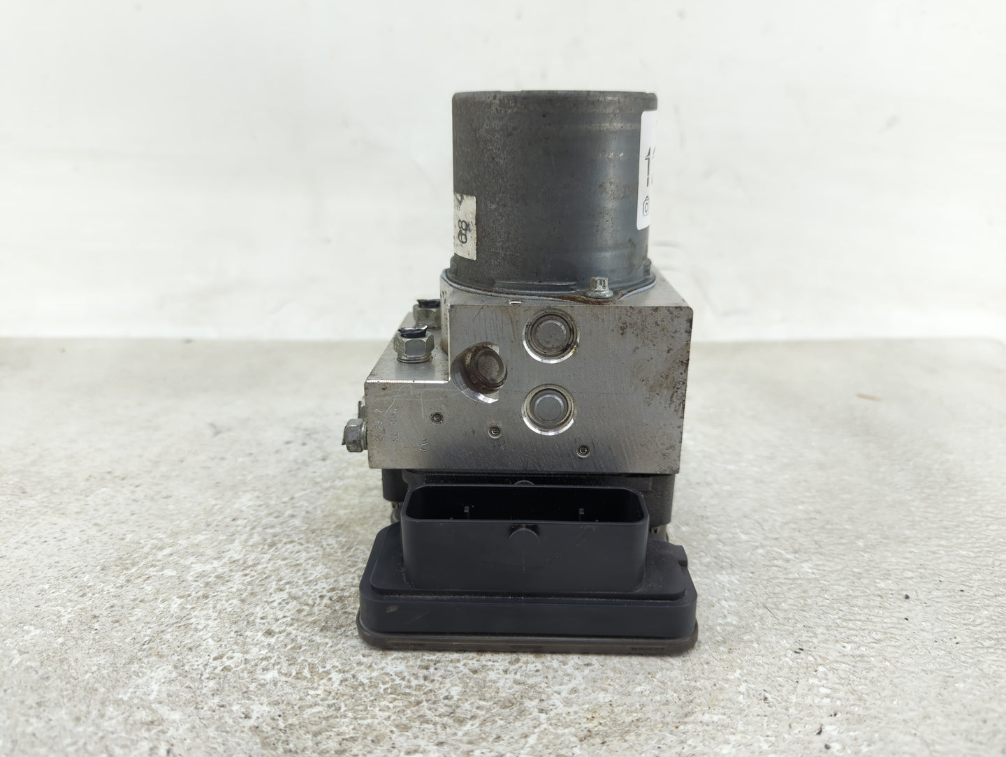2017-2019 Acura Mdx ABS Pump Control Module Replacement P/N:57110-TZ6-A810-M1 Fits Fits 2017 2018 2019 OEM Used Auto Parts -