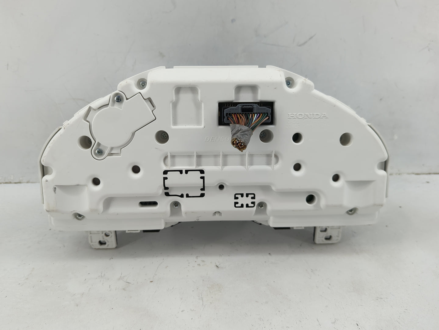 2016-2017 Acura Mdx Instrument Cluster Speedometer Gauges P/N:78100-TZ6-A620-M1 Fits Fits 2016 2017 OEM Used Auto Parts - Oe
