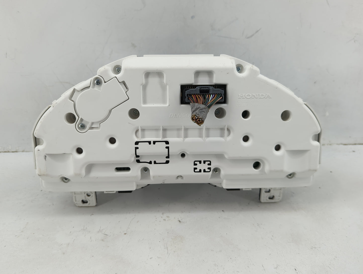 2016-2017 Acura Mdx Instrument Cluster Speedometer Gauges P/N:78100-TZ6-A620-M1 Fits Fits 2016 2017 OEM Used Auto Parts - Oe