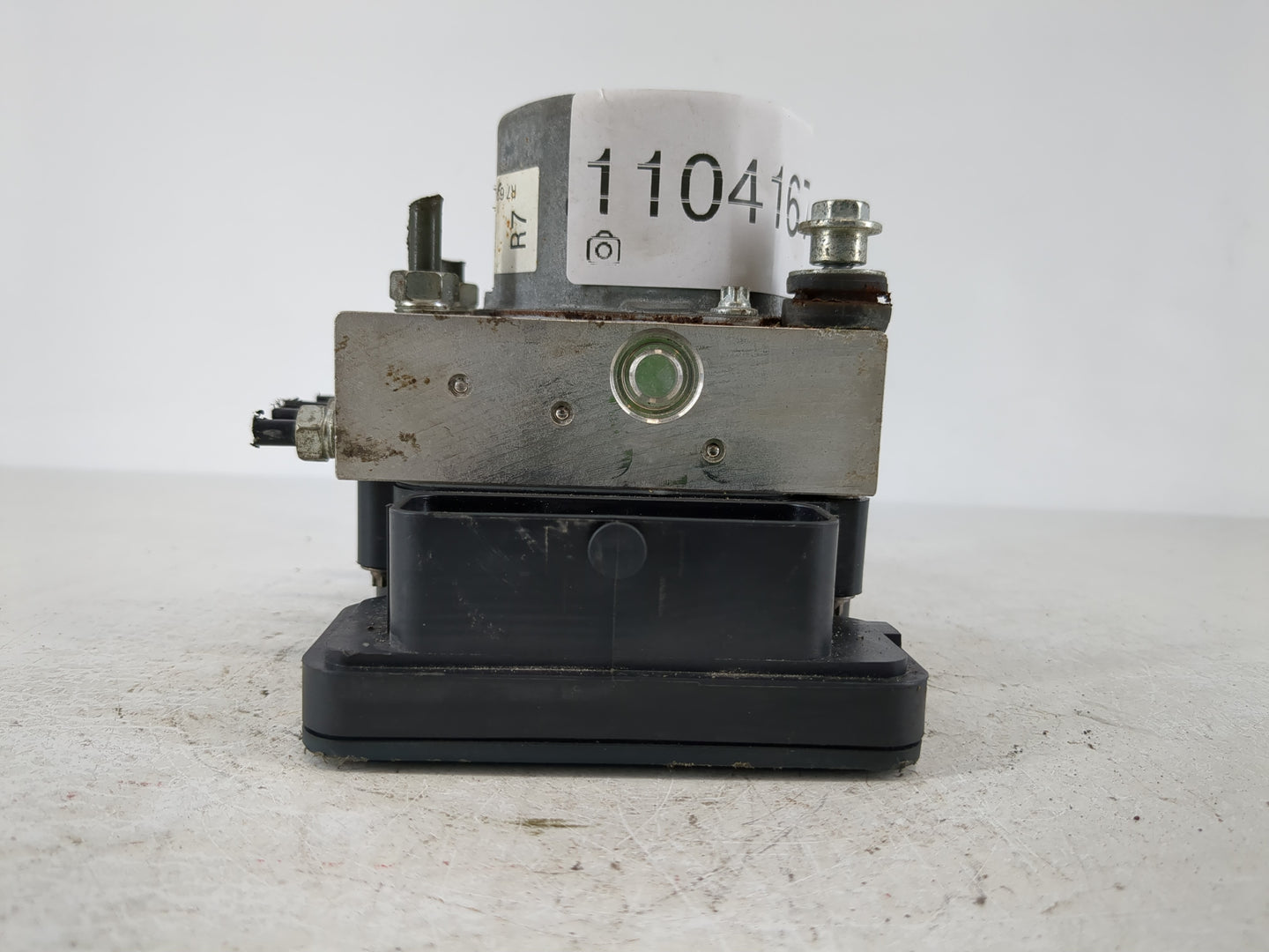 2016-2018 Acura Rdx ABS Pump Control Module Replacement P/N:R7 634286 Fits Fits 2016 2017 2018 OEM Used Auto Parts - Oemused