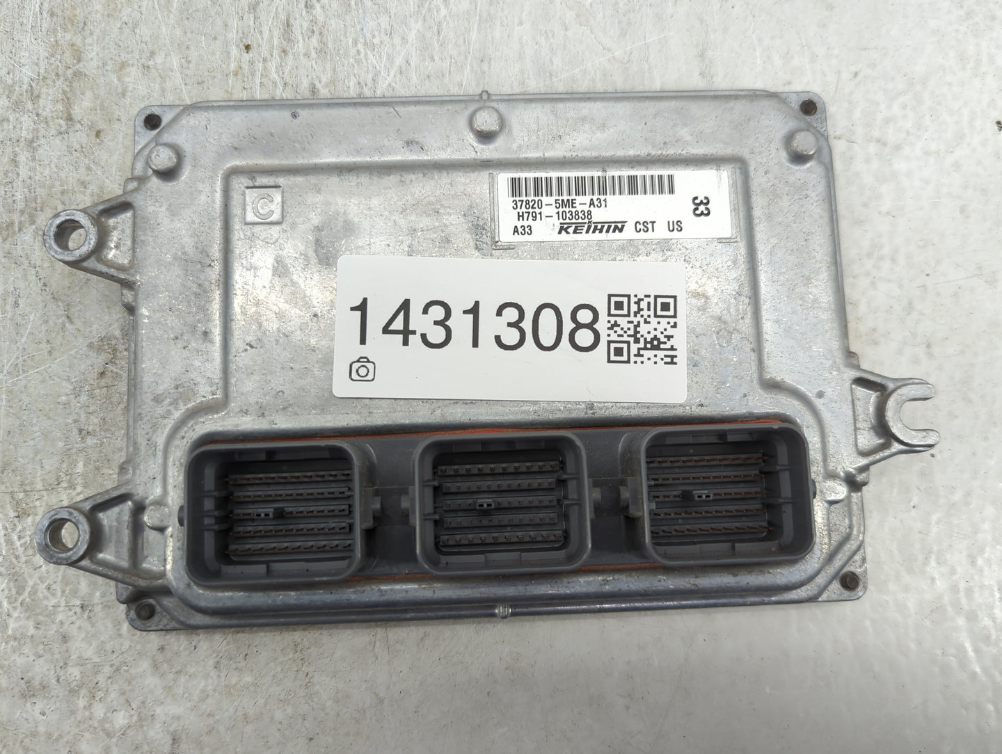 2017 Acura Rdx PCM Engine Control Computer ECU ECM PCU OEM P/N:37820-5ME-A31 Fits OEM Used Auto Parts - Oemusedautoparts1.co