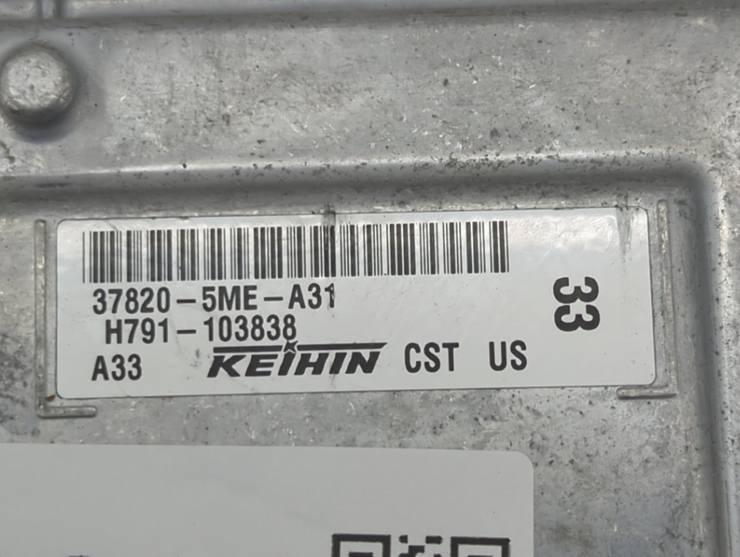 2017 Acura Rdx PCM Engine Control Computer ECU ECM PCU OEM P/N:37820-5ME-A31 Fits OEM Used Auto Parts - Oemusedautoparts1.co