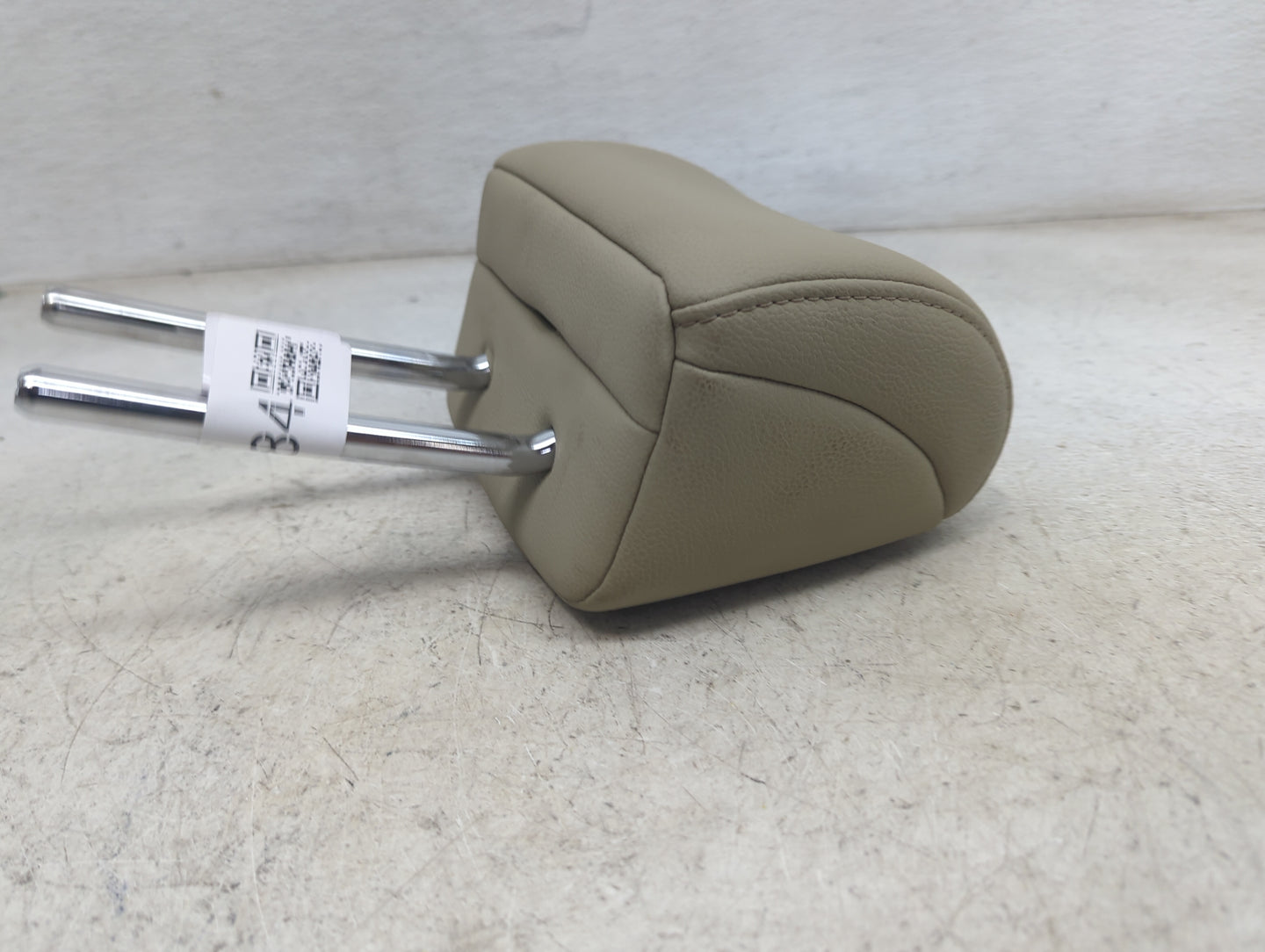 2016-2018 Acura Rdx Headrest Head Rest Rear Seat Fits Fits 2016 2017 2018 OEM Used Auto Parts - Oemusedautoparts1.com