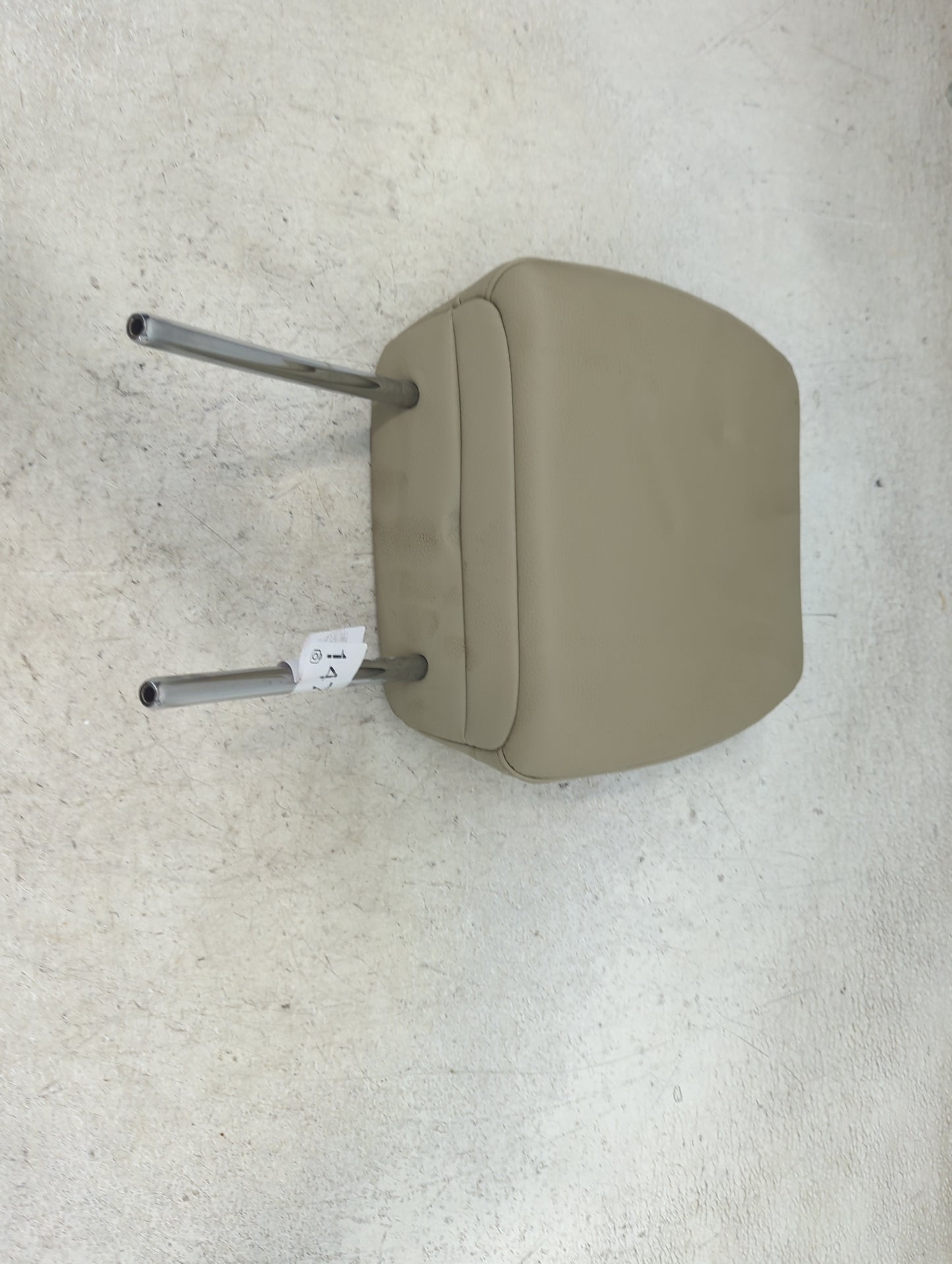 2016-2018 Acura Rdx Headrest Head Rest Front Driver Seat Tan 1471151 - Oemusedautoparts1.com