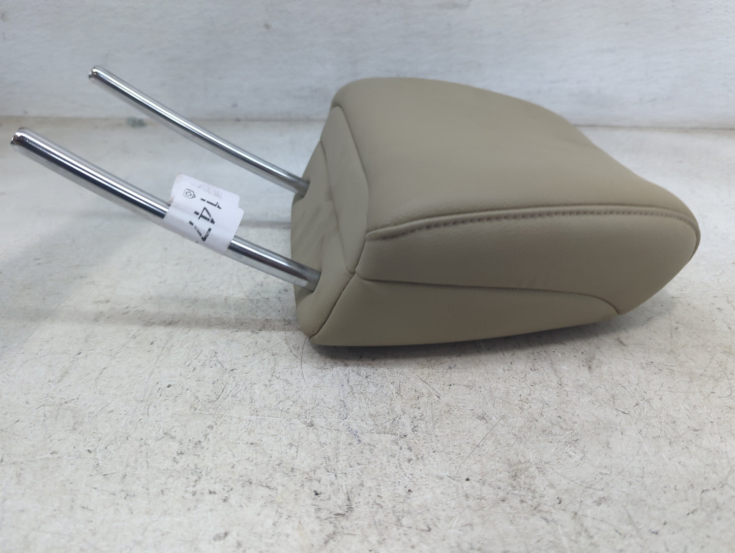 2016-2018 Acura Rdx Headrest Head Rest Front Driver Seat Tan 1471151 - Oemusedautoparts1.com