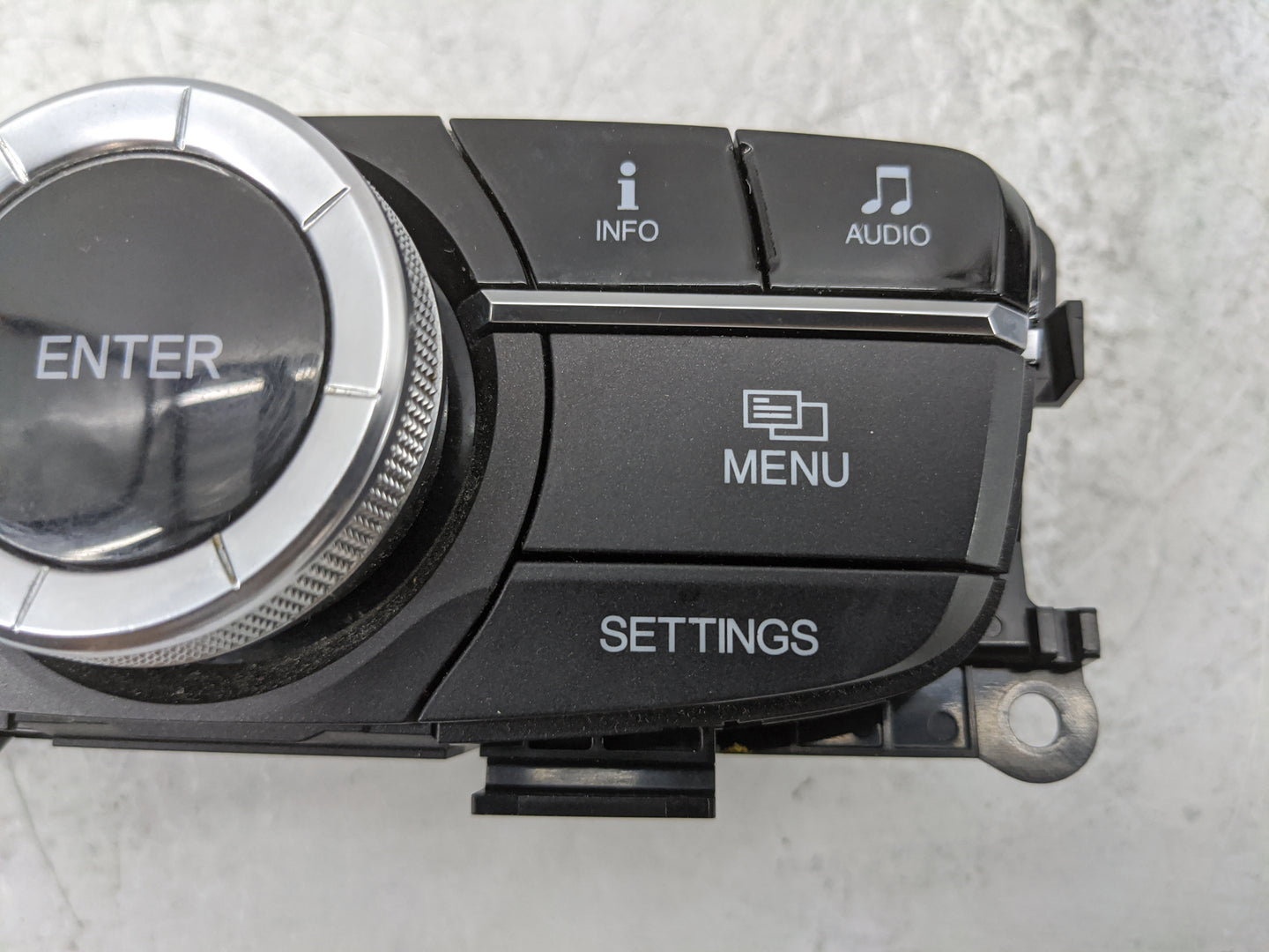 2017 Acura Rdx Radio AM FM Cd Player Receiver Replacement P/N:M60897 MJD TX6 Fits OEM Used Auto Parts - Oemusedautoparts1.co