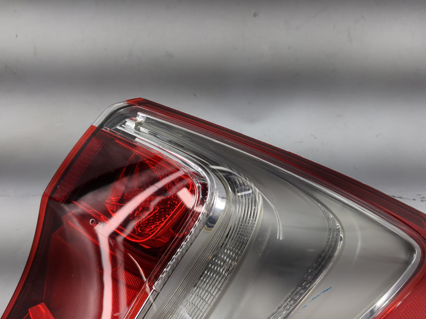 2016-2018 Acura Rdx Tail Light Assembly Passenger Right OEM Fits Fits 2016 2017 2018 OEM Used Auto Parts - Oemusedautoparts1