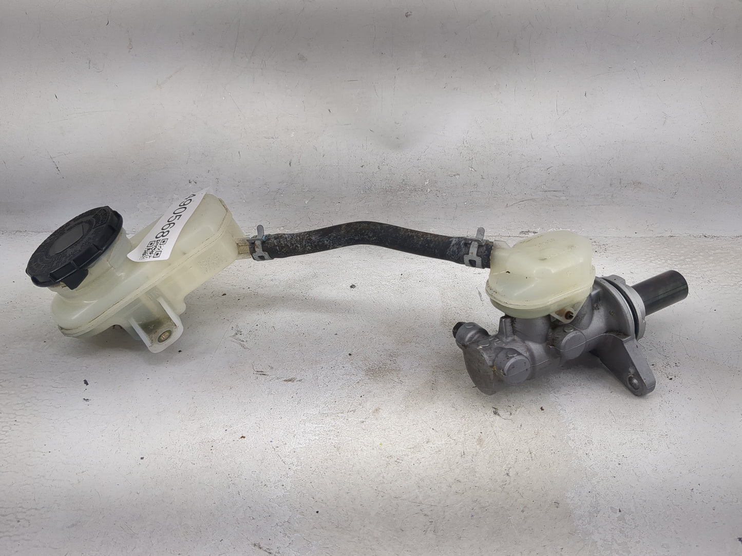 2013-2018 Acura Rdx Brake Master Cylinder 1490568 - Oemusedautoparts1.com