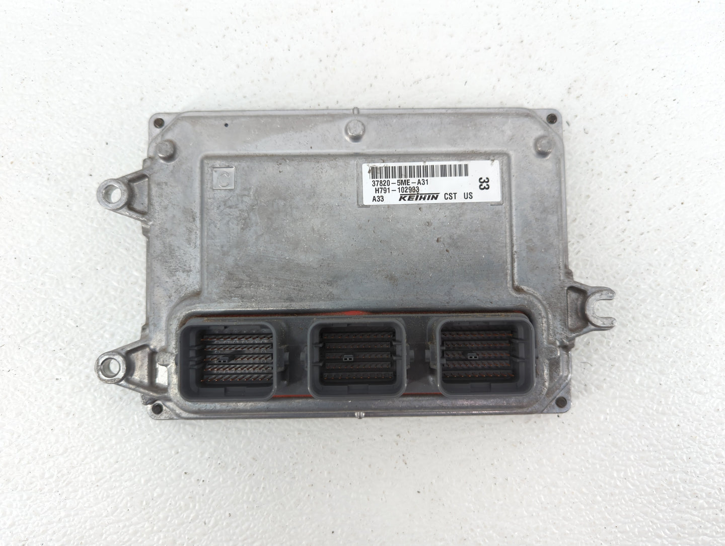 2017 Acura Rdx PCM Engine Control Computer ECU ECM PCU OEM P/N:37820-5ME-A31 Fits OEM Used Auto Parts - Oemusedautoparts1.co