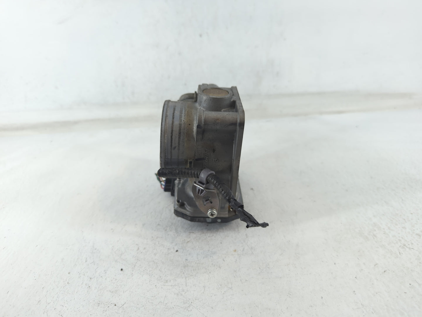 2016-2018 Acura Rdx Throttle Body P/N:U38393429623 Fits Fits 2013 2014 2015 2016 2017 2018 OEM Used Auto Parts - Oemusedauto