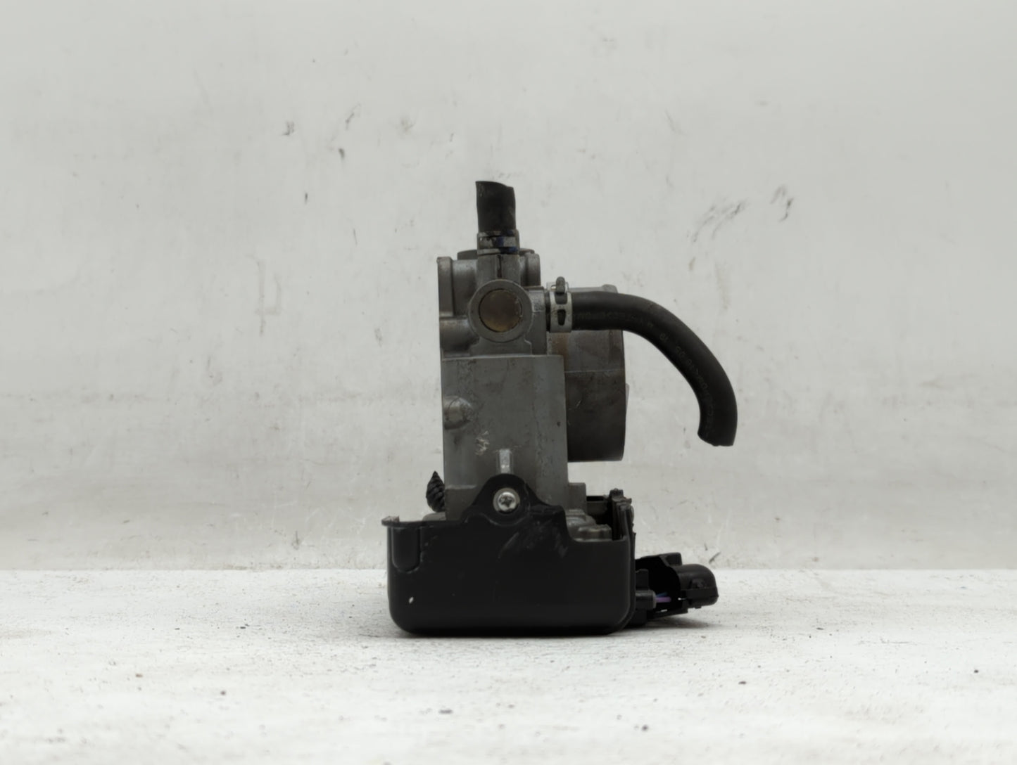 2015-2020 Acura Tlx Throttle Body P/N:GMF4A Fits Fits 2013 2014 2015 2016 2017 2018 2019 2020 2021 2022 OEM Used Auto Parts 