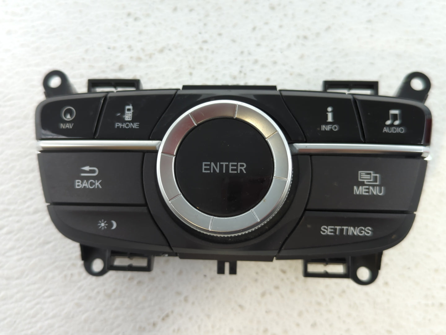 2015-2018 Acura Tlx Radio AM FM Cd Player Receiver Replacement P/N:M57122 Fits Fits 2015 2016 2017 2018 OEM Used Auto Parts 
