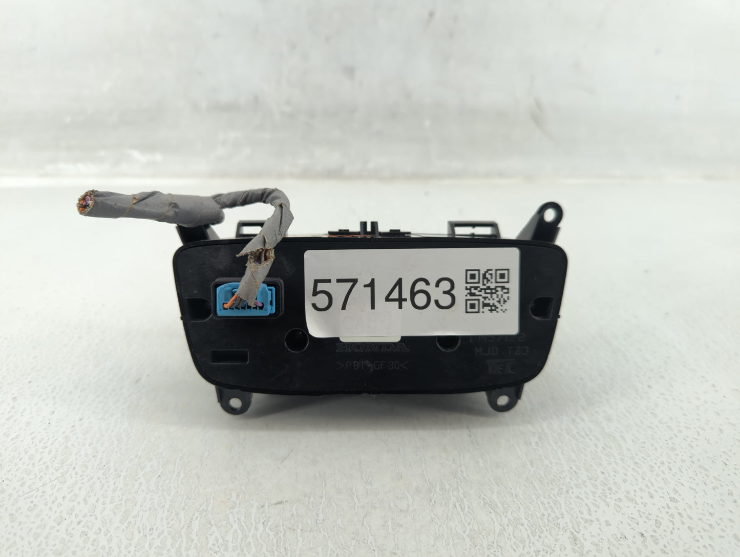 2015-2018 Acura Tlx Radio AM FM Cd Player Receiver Replacement Fits Fits 2015 2016 2017 2018 OEM Used Auto Parts - Oemusedau