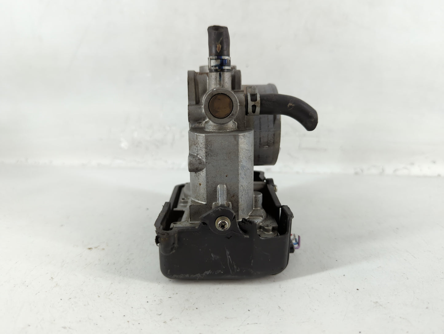 2015-2020 Acura Tlx Throttle Body P/N:U38494662669 Fits Fits 2013 2014 2015 2016 2017 2018 2019 2020 2021 2022 OEM Used Auto