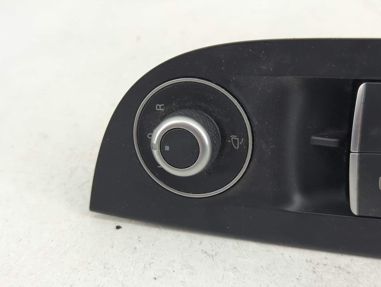 2017 Alfa Romeo Giulia Master Power Window Switch Replacement Driver Side Left P/N:01561494080 Fits OEM Used Auto Parts - Oe
