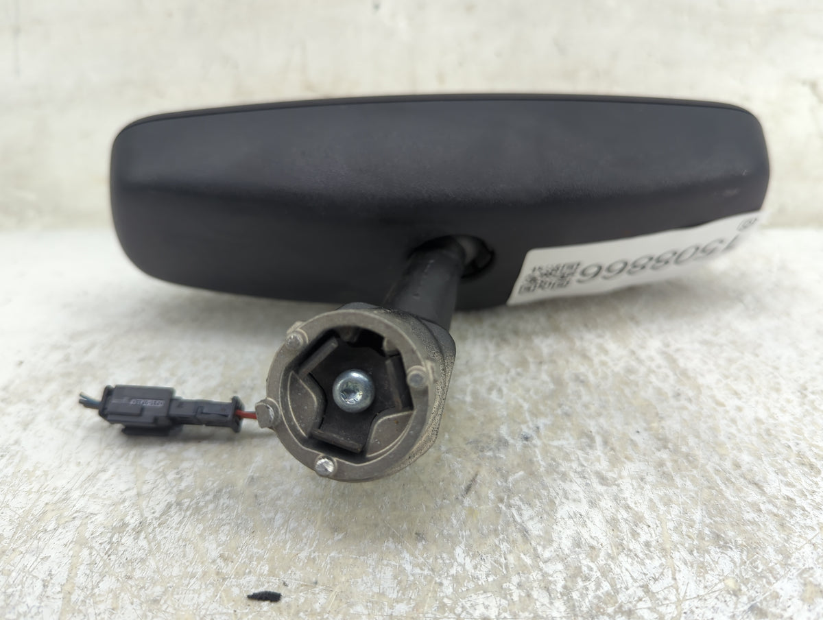 2017 Alfa Romeo Giulia Interior Rear View Mirror Replacement OEM P/N:E4 038303 GNTX-530 Fits OEM Used Auto Parts - Oemusedau