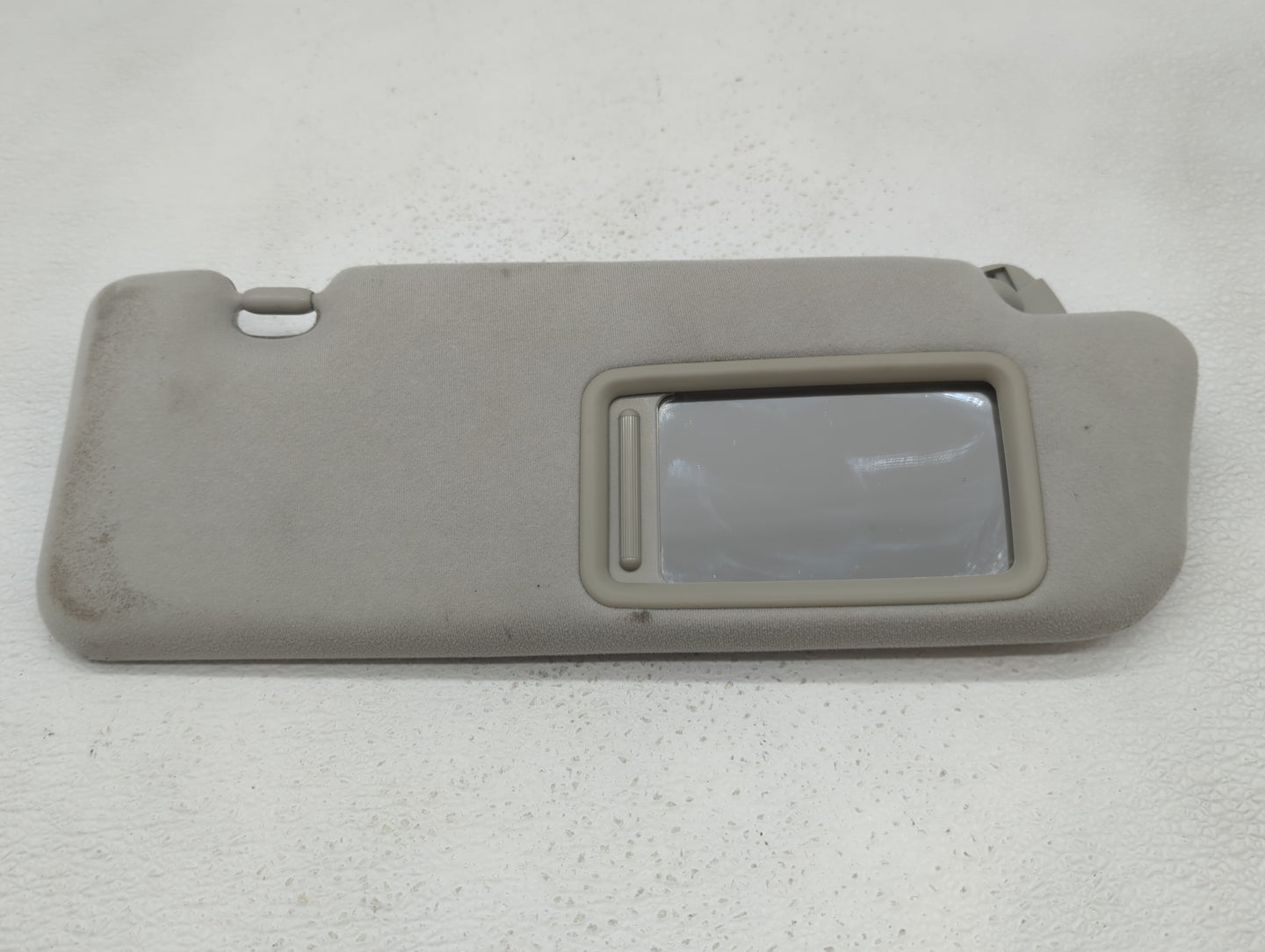 2017 Alfa Romeo Giulia Sun Visor Shade Replacement Passenger Right Mirror Fits OEM Used Auto Parts - Oemusedautoparts1.com