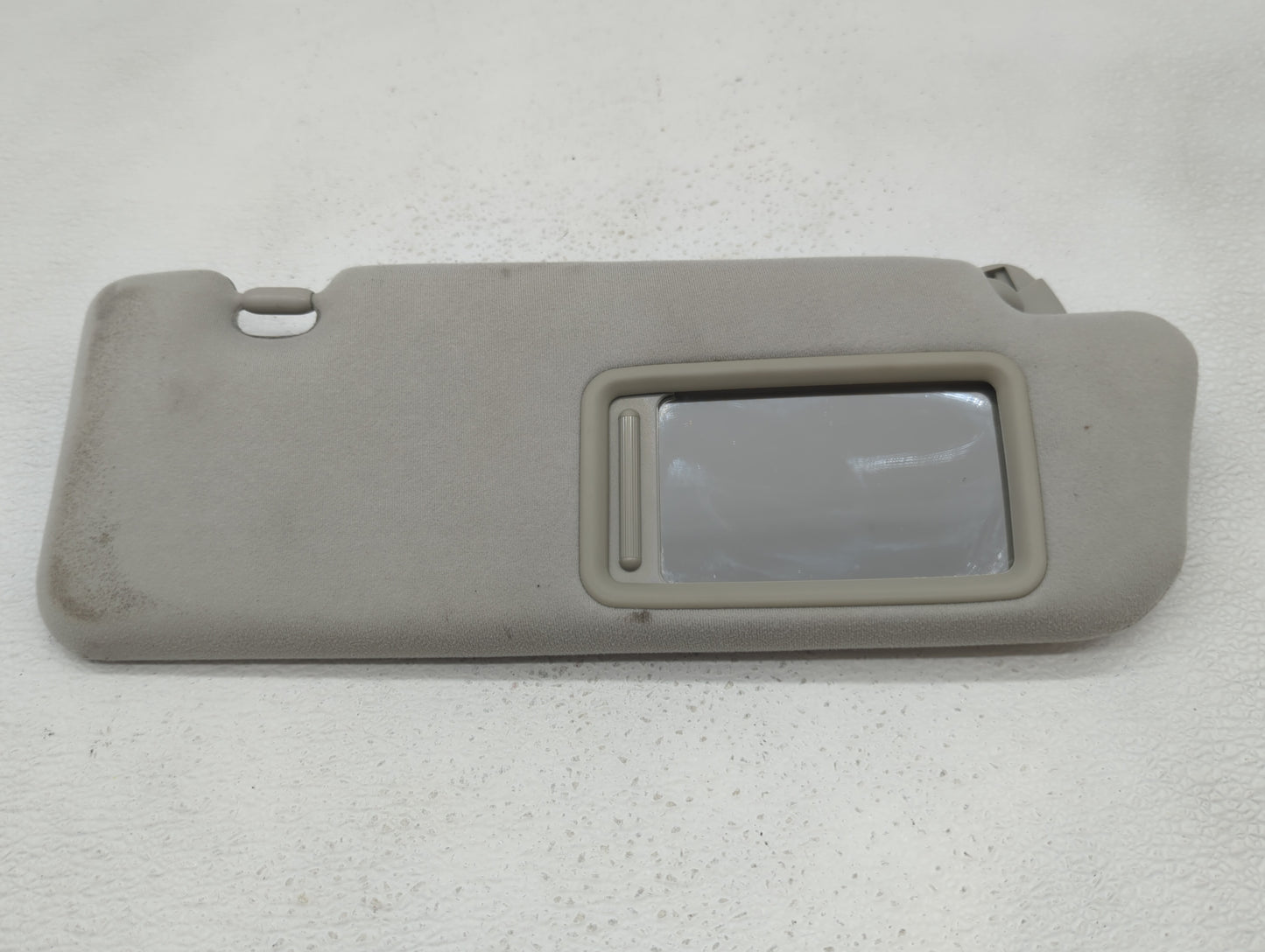 2017 Alfa Romeo Giulia Sun Visor Shade Replacement Passenger Right Mirror Fits OEM Used Auto Parts - Oemusedautoparts1.com