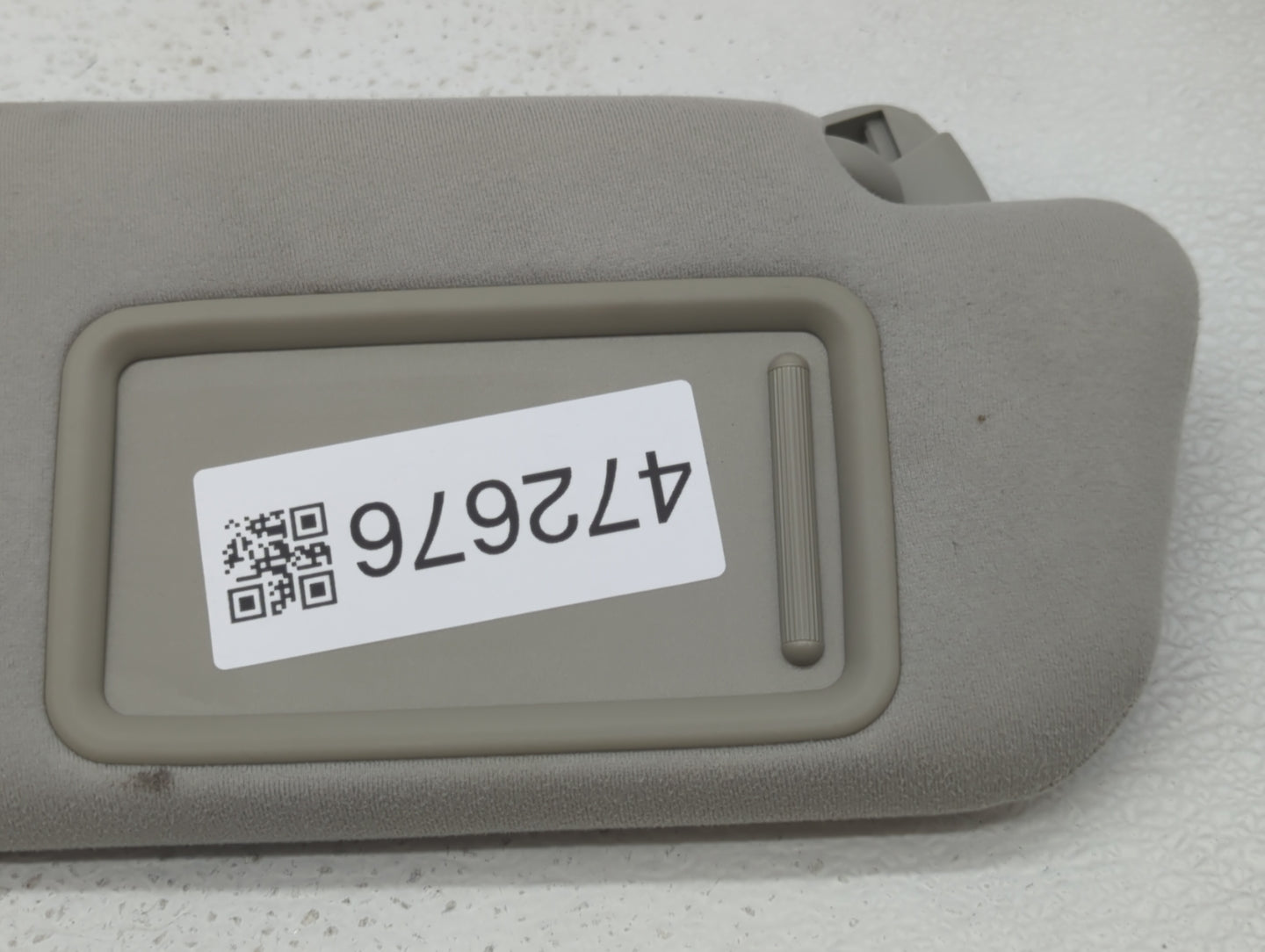 2017 Alfa Romeo Giulia Sun Visor Shade Replacement Passenger Right Mirror Fits OEM Used Auto Parts - Oemusedautoparts1.com