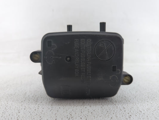 2017 Alfa Romeo Giulia Fusebox Fuse Box Panel Relay Module Fits OEM Used Auto Parts - Oemusedautoparts1.com