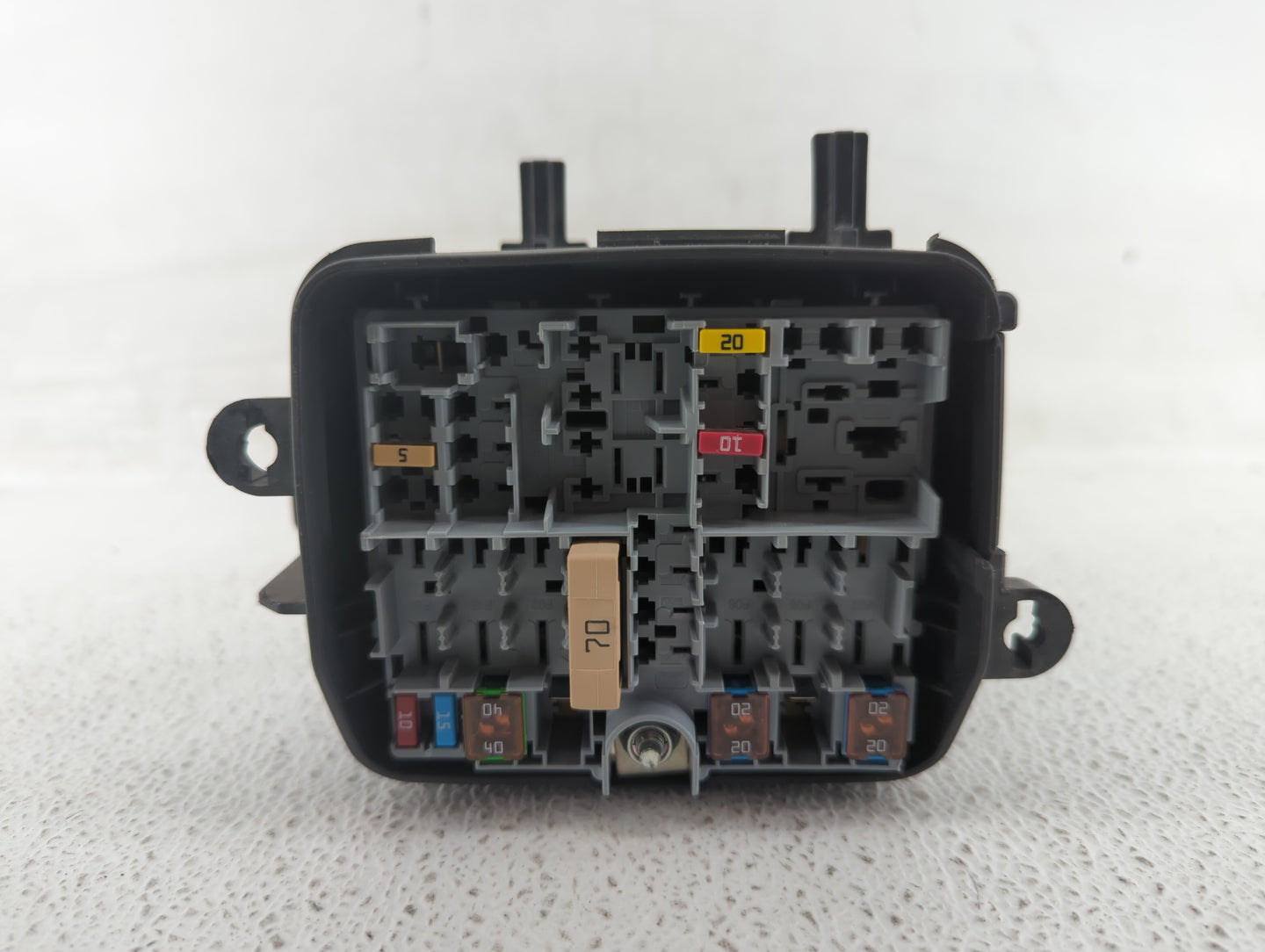 2017 Alfa Romeo Giulia Fusebox Fuse Box Panel Relay Module Fits OEM Used Auto Parts - Oemusedautoparts1.com