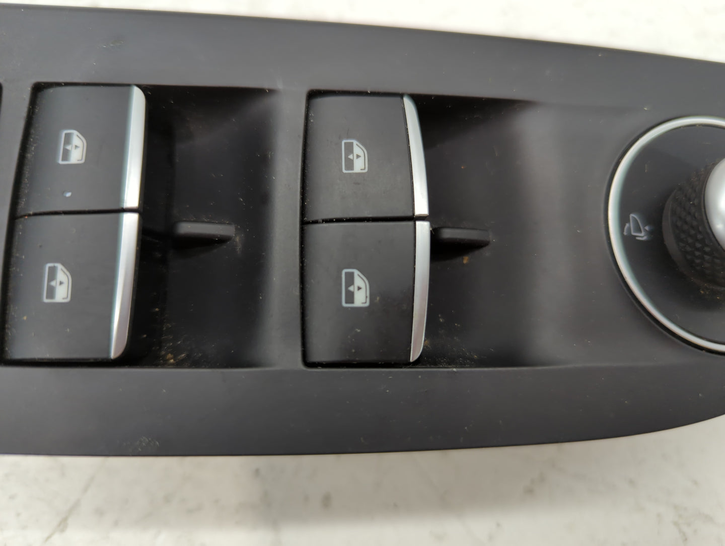 2017 Alfa Romeo Giulia Master Power Window Switch Replacement Driver Side Left P/N:01561181990 Fits OEM Used Auto Parts - Oe