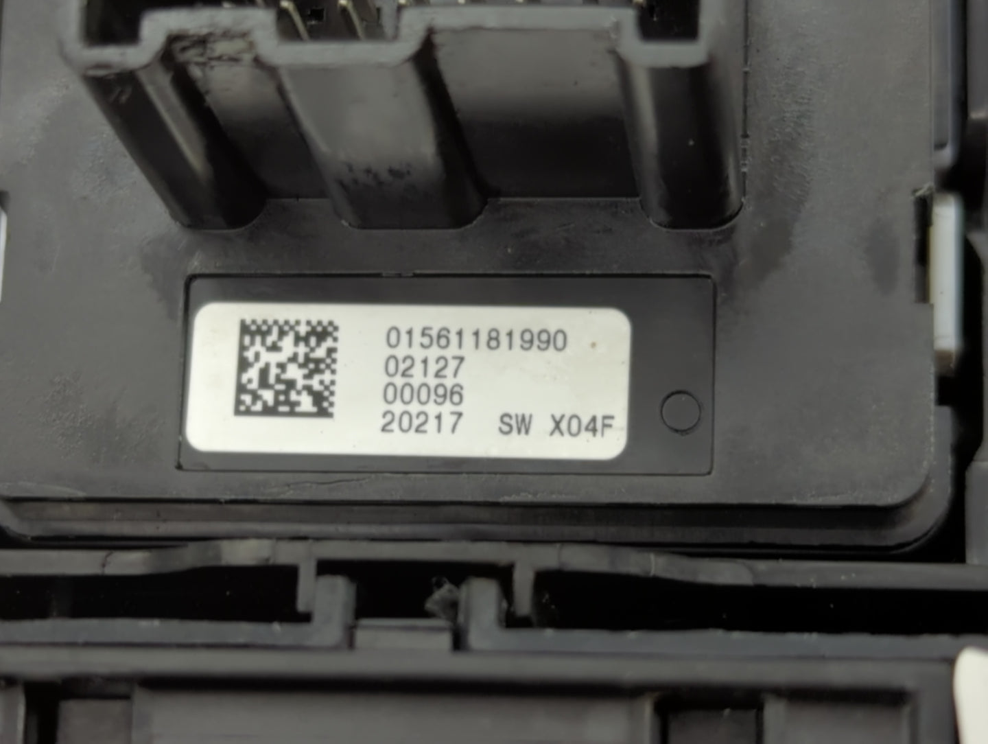 2017 Alfa Romeo Giulia Master Power Window Switch Replacement Driver Side Left P/N:01561181990 Fits OEM Used Auto Parts - Oe