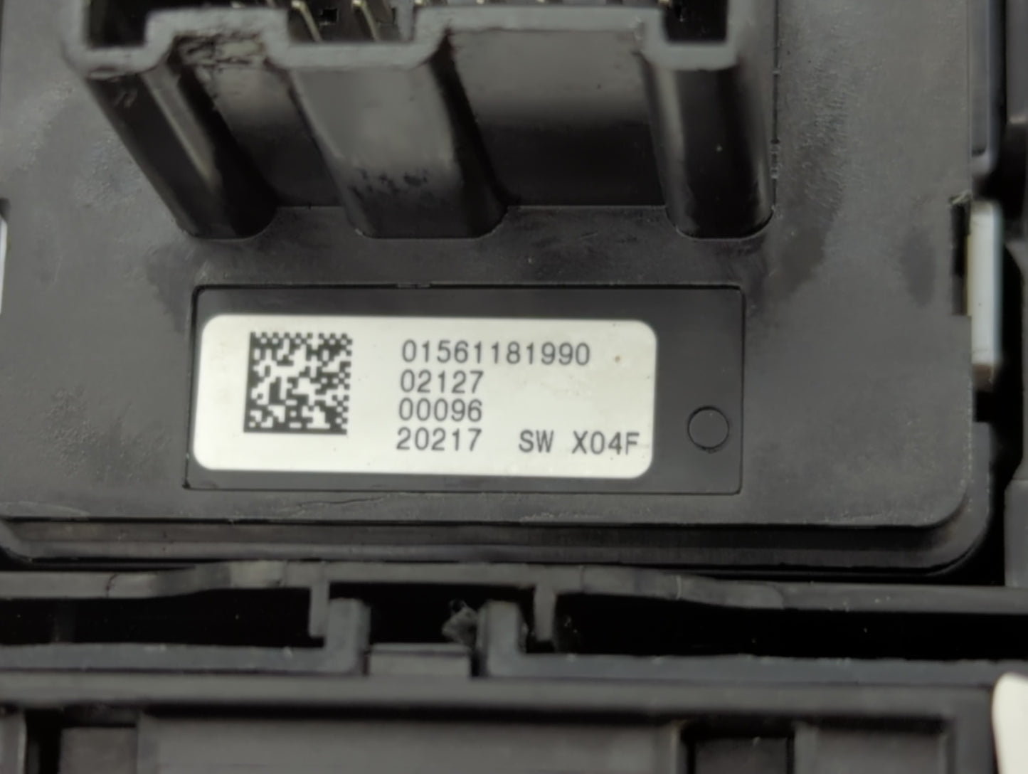 2017 Alfa Romeo Giulia Master Power Window Switch Replacement Driver Side Left P/N:01561181990 Fits OEM Used Auto Parts - Oe