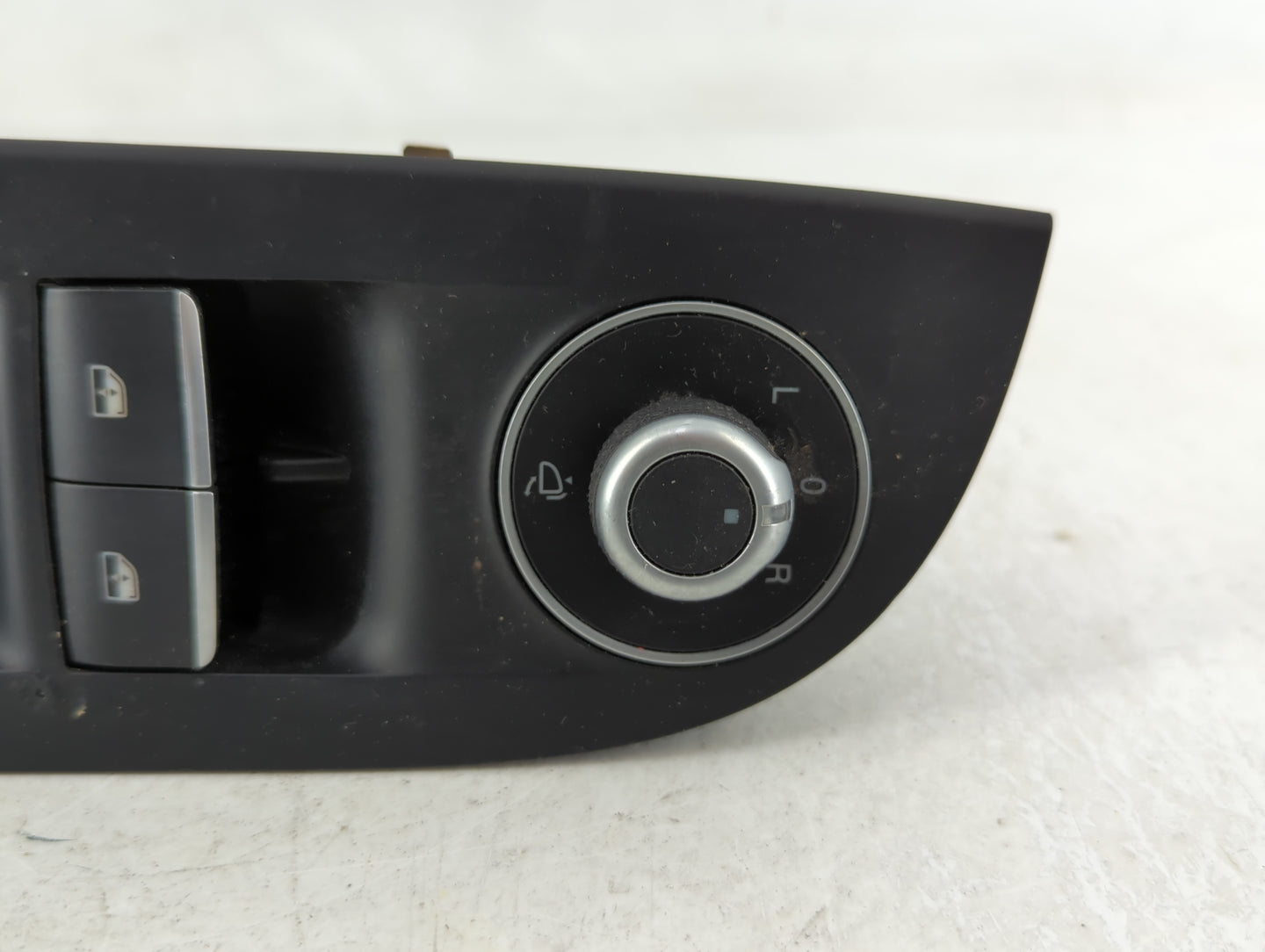 2017 Alfa Romeo Giulia Master Power Window Switch Replacement Driver Side Left P/N:01561181990 Fits OEM Used Auto Parts - Oe