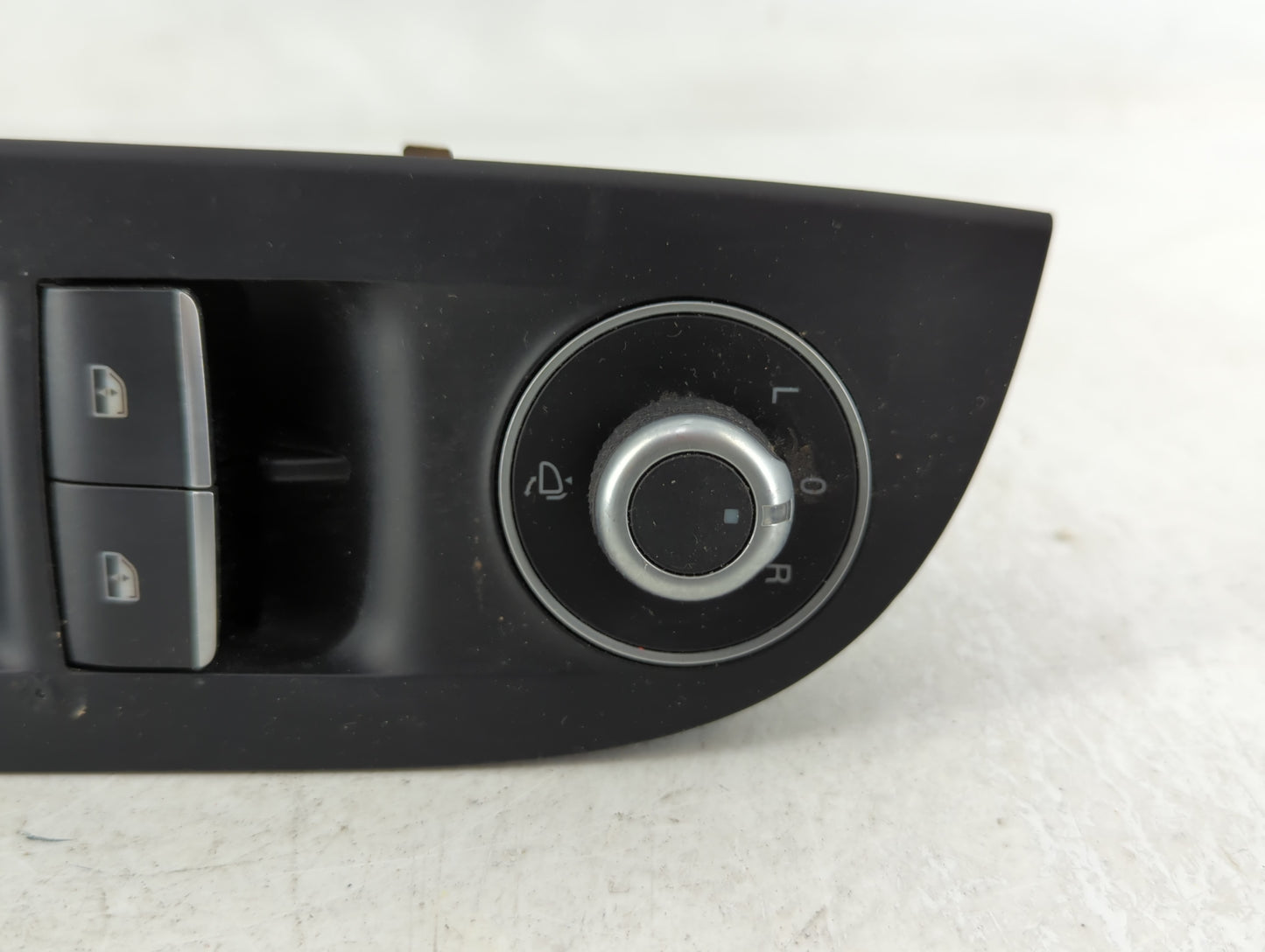 2017 Alfa Romeo Giulia Master Power Window Switch Replacement Driver Side Left P/N:01561181990 Fits OEM Used Auto Parts - Oe