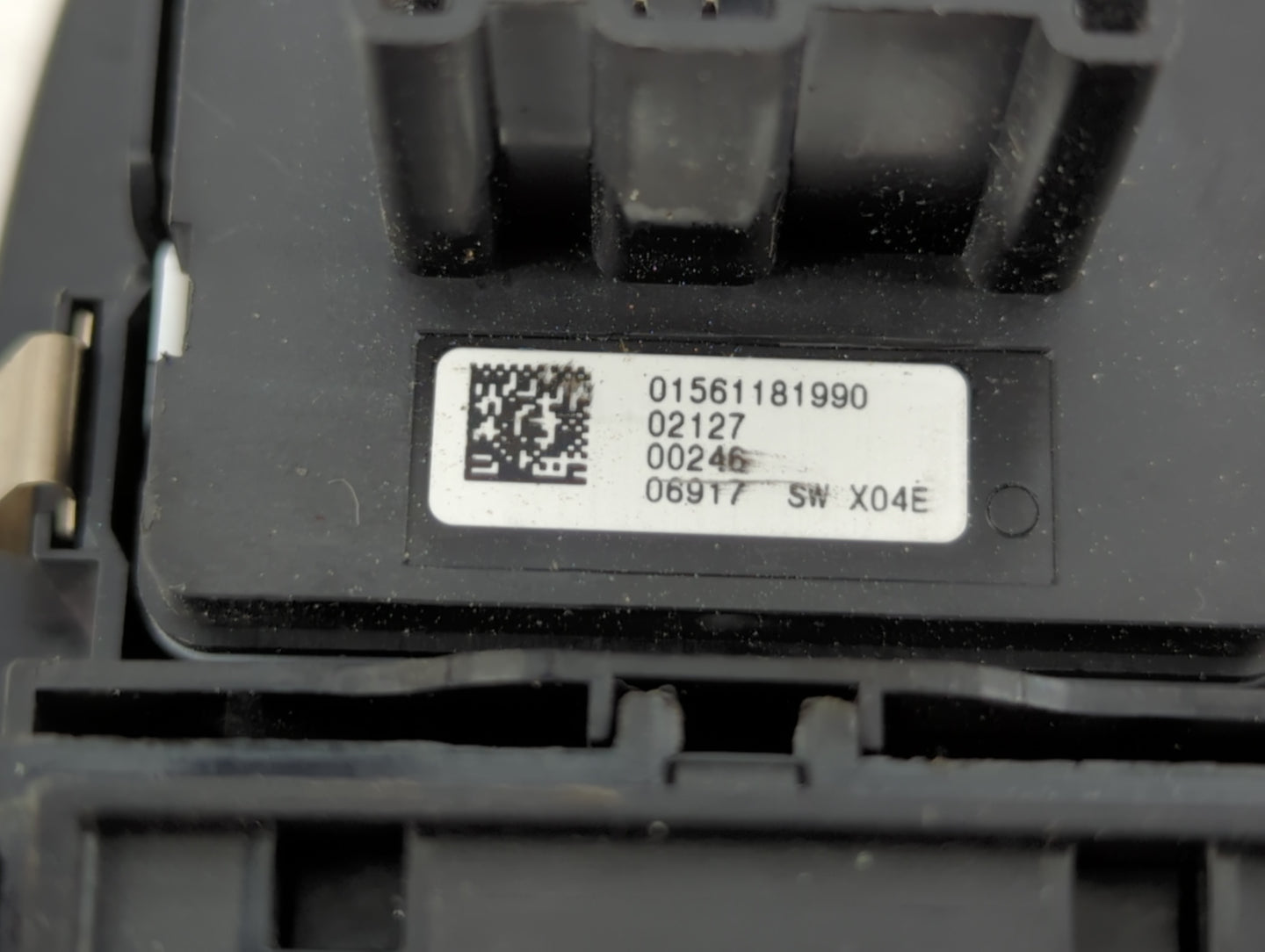 2017 Alfa Romeo Giulia Master Power Window Switch Replacement Driver Side Left P/N:01561181990 Fits OEM Used Auto Parts - Oe