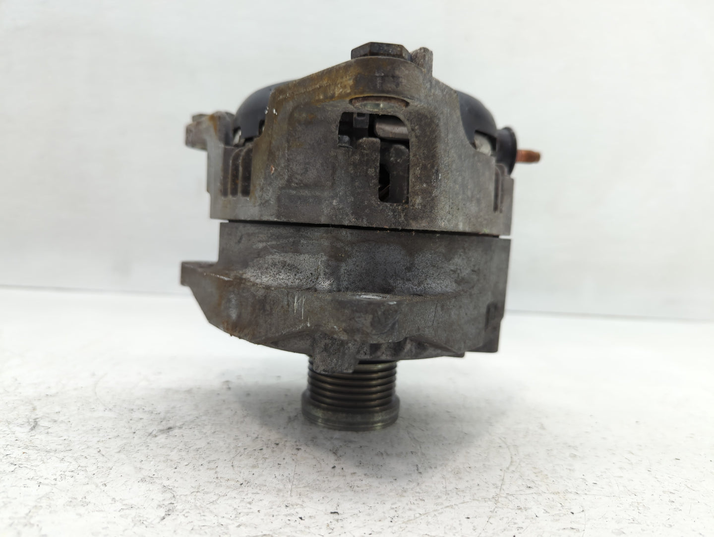 2017 Alfa Romeo Giulia Alternator Replacement Generator Charging Assembly Engine OEM P/N:104211-0690 50537696 Fits OEM Used 