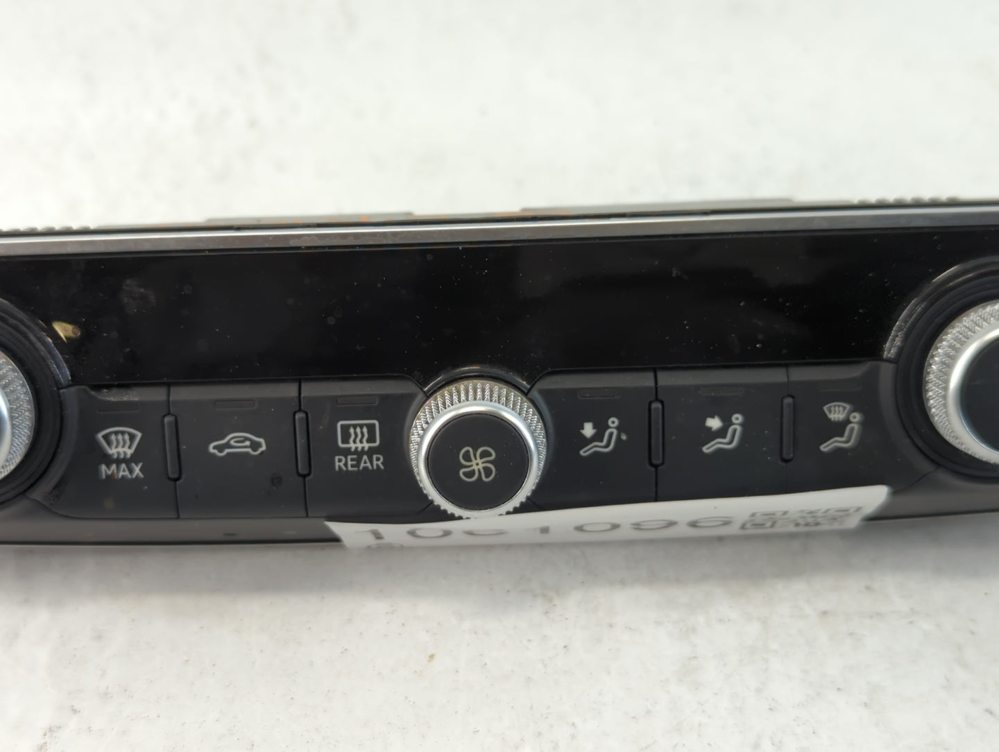 2017 Audi A3 Climate Control Module Temperature AC/Heater Replacement P/N:8V0 820 043 Q Fits OEM Used Auto Parts - Oemusedau