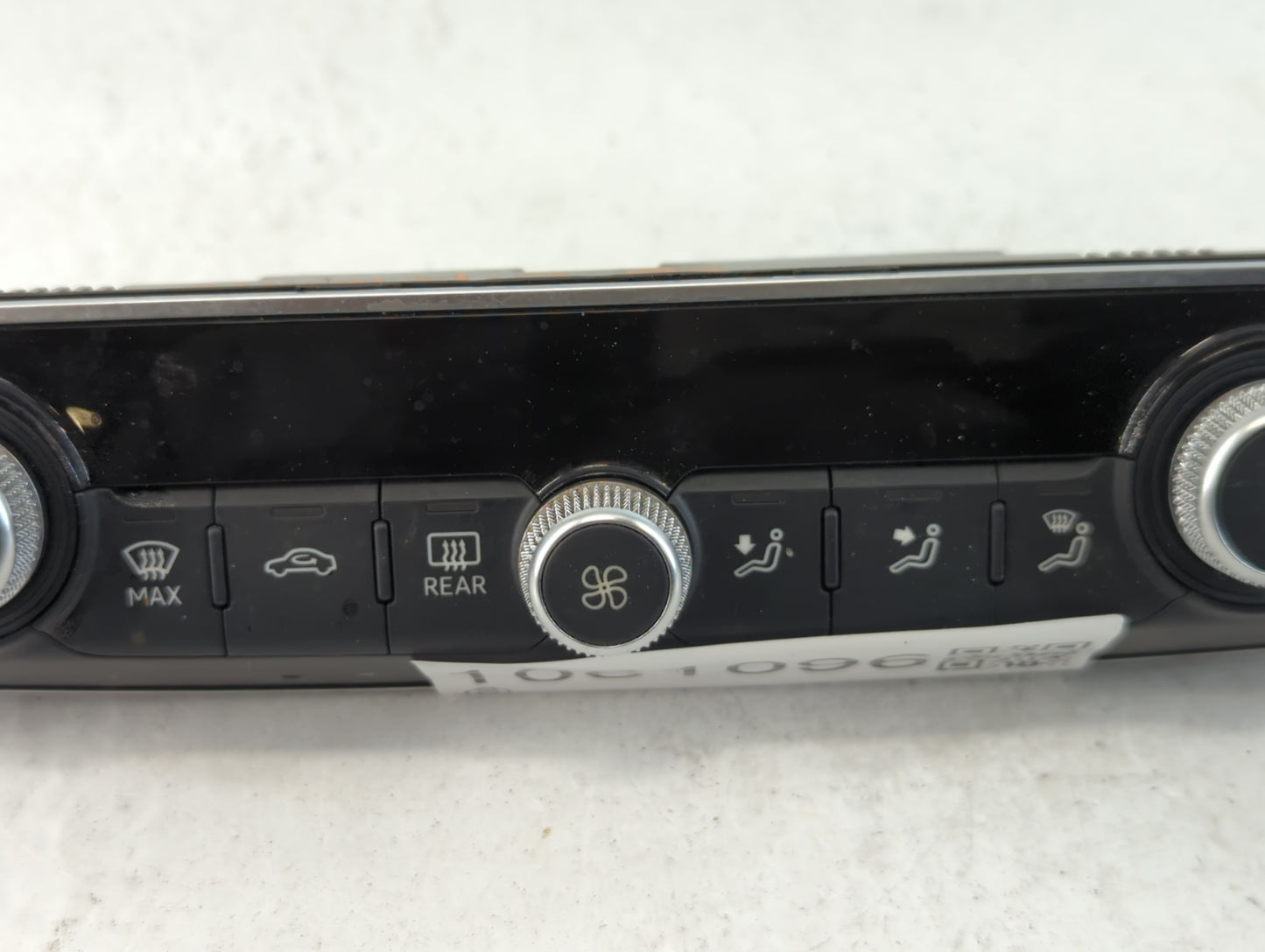 2017 Audi A3 Climate Control Module Temperature AC/Heater Replacement P/N:8V0 820 043 Q Fits OEM Used Auto Parts - Oemusedau