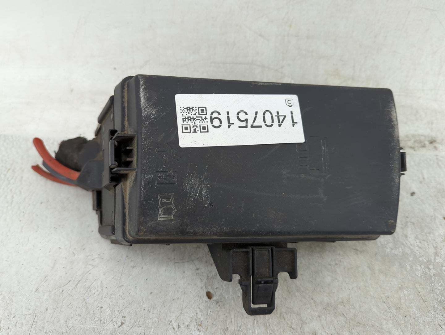 2015-2018 Audi A3 Fusebox Fuse Box Panel Relay Module P/N:5Q0907361G Fits Fits 2015 2016 2017 2018 2019 2020 2021 OEM Used A