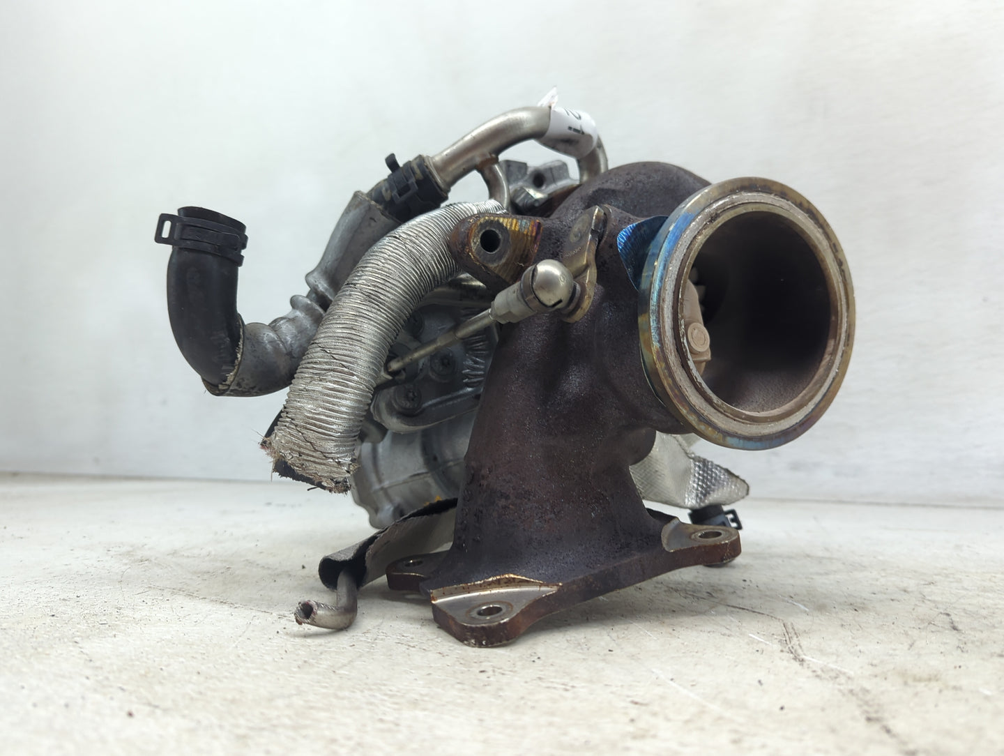 2017-2018 Audi A3 Turbocharger Exhaust Manifold With Turbo Charger - Oemusedautoparts1.com