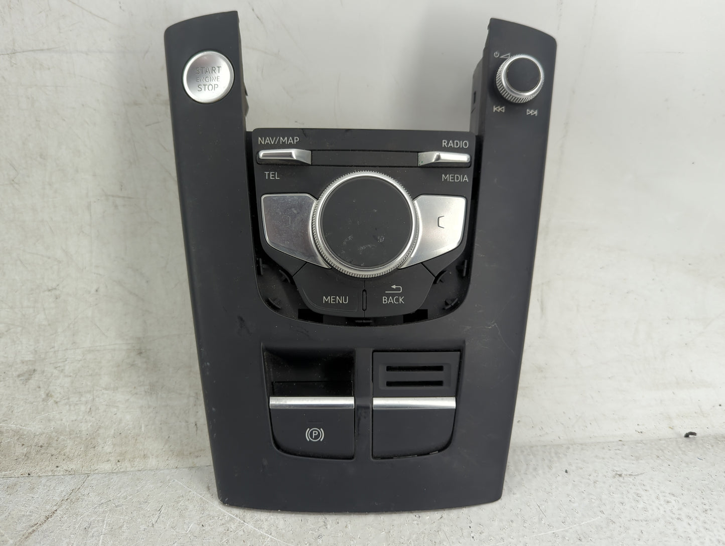 2015-2018 Audi A3 Radio AM FM Cd Player Receiver Replacement P/N:8V0919614BF 8V0927225C Fits Fits 2015 2016 2017 2018 OEM Us