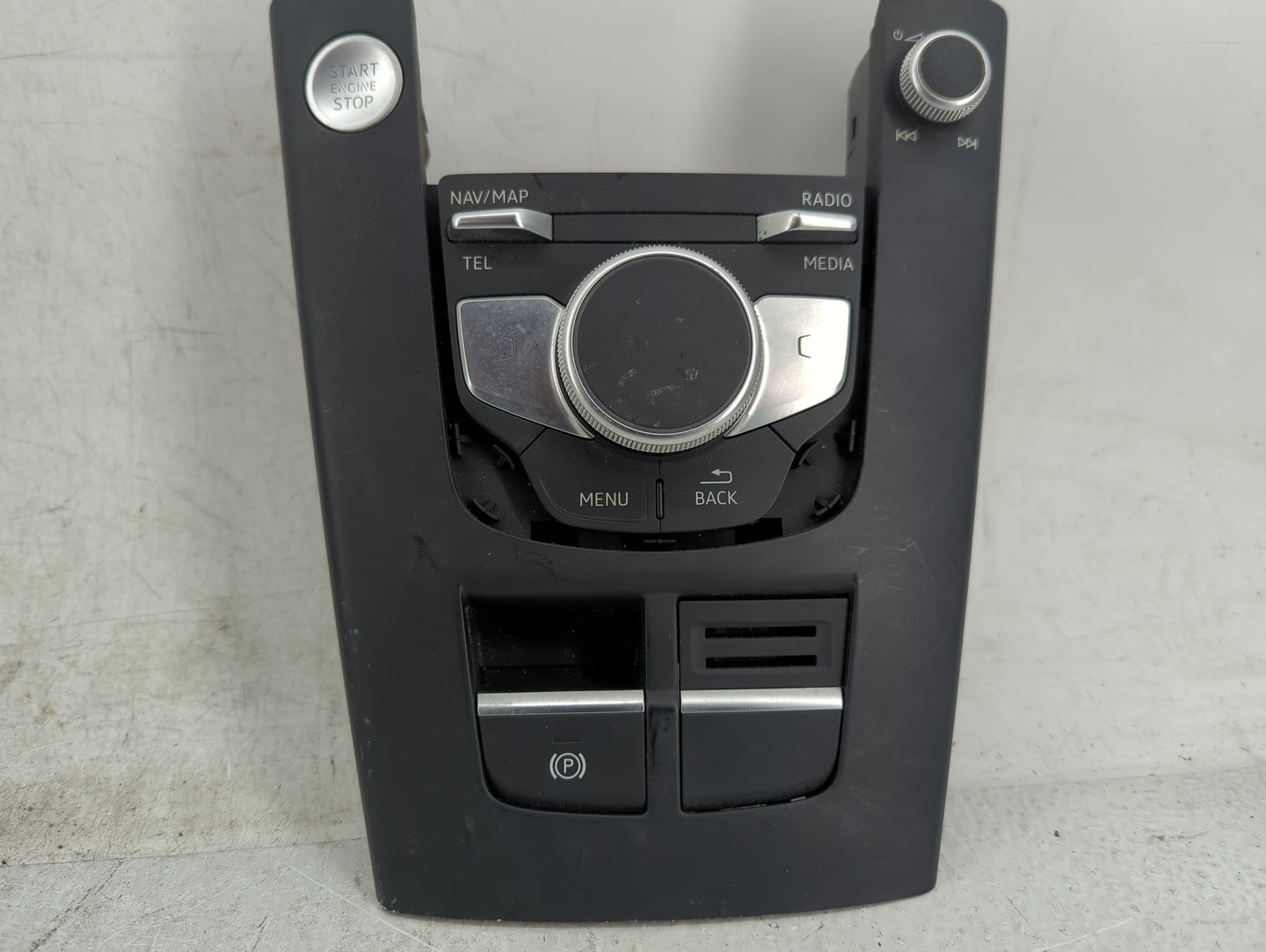 2015-2018 Audi A3 Radio AM FM Cd Player Receiver Replacement P/N:8V0919614BF 8V0927225C Fits Fits 2015 2016 2017 2018 OEM Us