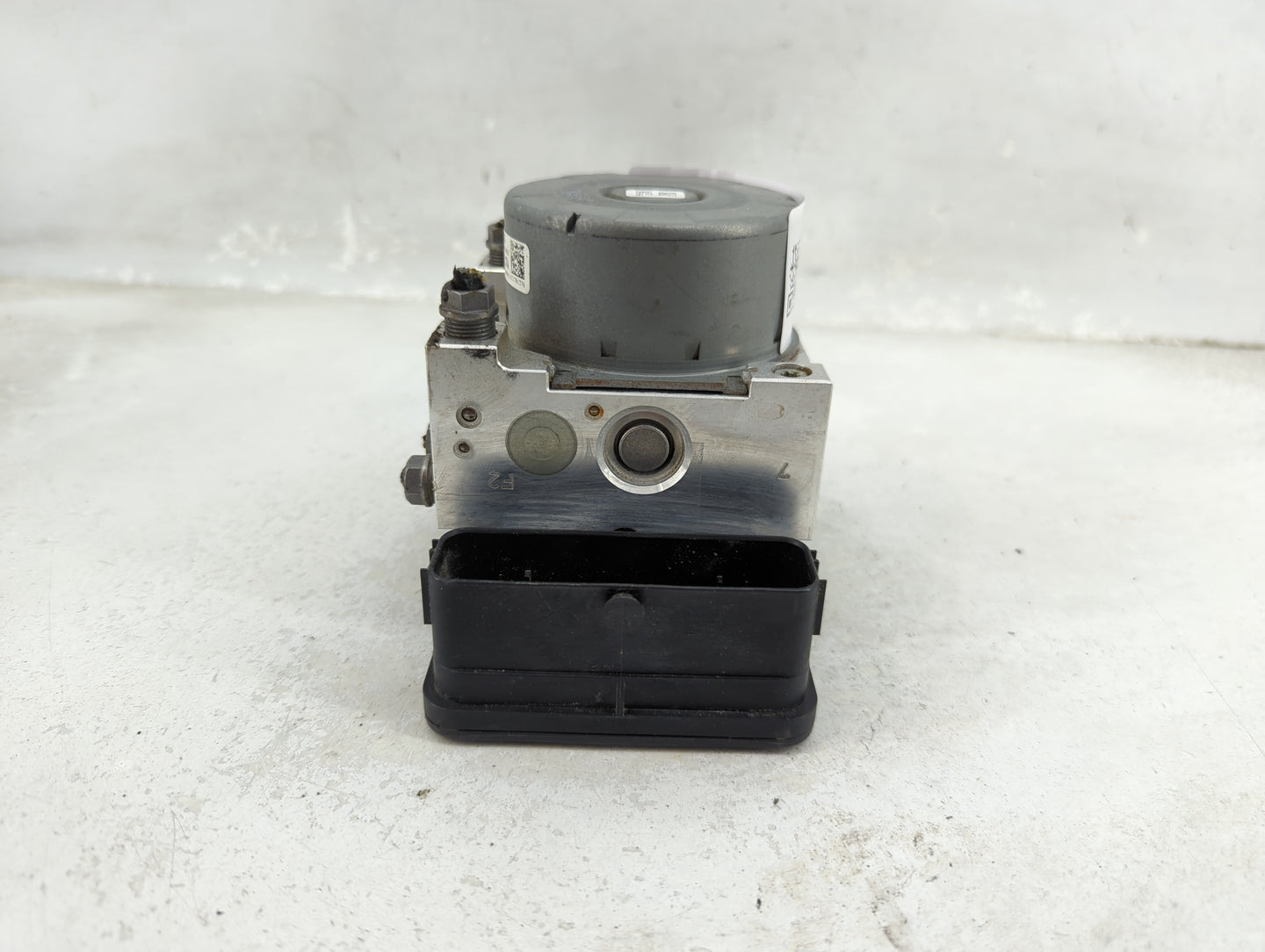 2017-2018 Audi A3 ABS Pump Control Module Replacement P/N:5Q0 614 517 CG Fits Fits 2017 2018 OEM Used Auto Parts - Oemusedau