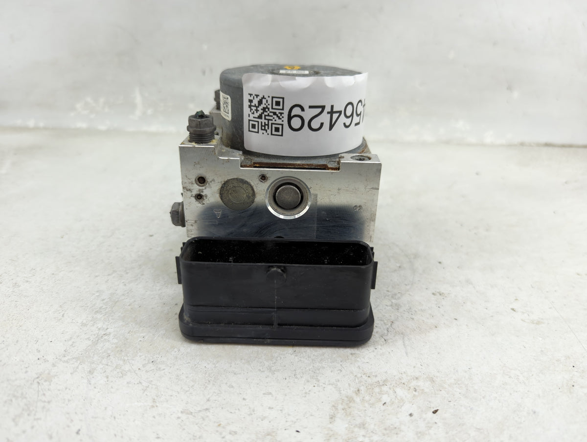 2017-2018 Audi A3 Anti-Lock Brake ABS Pump Module Actuator OEM P/N:5Q0 614 517 AR 5Q0 614 517 CG Fits Fits 2017 2018 OEM Use